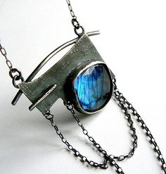 Jewelry Design Inspiration, Labradorite Jewelry, Labradorite Necklaces, Blue Jewelry, Silver Pendants, Gothic Jewelry, Fantasy Jewelry, Contemporary Jewelry, Artistic Jewelry