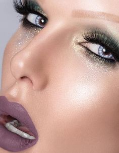 This is what happens when grey and purple make love. Jeffree is a Scorpio, so it's only fitting he made a color in it's honor! *LIMIT 2 PER CUSTOMER! Our liquid Scorpio Power, Lipstick Photos, Power Photos, Love Lips, Black Lipstick, Lips Shades, Make Love, Jeffree Star Cosmetics, I Love Makeup