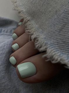 Pedicure Ideas 2023, Green Toe Nails, Nails Pedicure, Fake Toenails, Gel Pedicure, Pedicure Ideas, Acrylic Toes, Acrylic Toe Nails