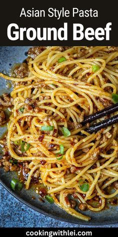 Bored of the red tomato sauce pasta? Try these Asian-style ground beef pasta. Chinese Noodles With Ground Beef, Noodle Hamburger Recipes, Ground Beef And Spaghetti Noodles, Asian Hamburger Recipes, Ground Beef With Vegetables Recipes, Asian Noodles With Spaghetti, Hamburger Noodle Recipes, Ground Beef Lo Mein, Asian Beef Recipes