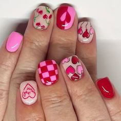 Hot Air Balloon Design Short Square Manicure Set For Easter With Pinkish Checkered Pattern Checkered Nails Short, Short Square Manicure, Square Manicure, Checkered Nails, Hot Air Balloon Design, Balloon Design, Sweet Love, Manicure Set, Checkered Pattern