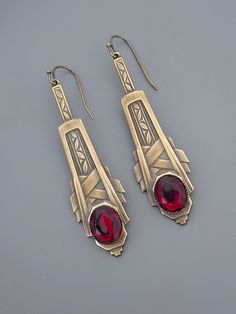 "Vintage Jewelry - Art Deco Earrings - Garnet Red Earrings - Brass Earrings - January Birthstone - Chloes Vintage Handmade Jewelry Gorgeous Garnet red! Lovely vintage brass Art Deco earrings embellished with deep garnet red glass stones . The brass has a soft warm patina. Chloe says, Wear them and feel fabulous!\" They measure 2 1/4\" long from the top of the ear wire. Thanks for visiting Chloe's" Garnet Red, Vintage Jewelry Art, Brass Art, Deco Earrings, Jewelry Brands, Bee Jewelry, Garnet Jewelry, January Birthstone, Art Deco Earrings