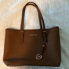 Michael Kors Tote New With Tags! Dust Bag Not Included. No Flaws Bag And Handles Are A Little Bent From Storage But Can Be Bent Back To Original Shape With Use. Michael Kors Tote Bag, Michael Kors Tote Bags, Michael Kors Bag, Womens Tote Bags, Tote Bags, Camel, Dust Bag, Handles, Michael Kors