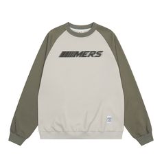 5ft 5''(166cm) tall, 97 lbs(44kg) weight and wearing a size M163cm/44kg wearing a size M - CONTRAST (two-tone)- Pullover- Lettered - Round-neck- 2 colors Khaki Crew Neck Sweatshirt With Ribbed Cuffs, Khaki Crew Neck Top With Ribbed Cuffs, Khaki Cotton Sweater For Streetwear, Sporty Khaki Crew Neck Sweatshirt, Khaki Sweatshirt With Ribbed Cuffs For Streetwear, Oversized Khaki Crew Neck Sweater, Oversized Khaki Sweater With Crew Neck, Crew Neck Sweater For Streetwear, Casual Crew Sweater For Streetwear