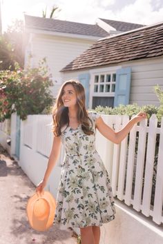 Classy Easter, Soft Feminine Outfits, Resort Dresses, Zooey Deschanel, Wardrobe Ideas, Easter Dress