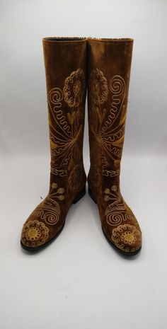 Handmade genuine leather custom made boots. Low heel, Knee high boots. Every size available. #suzaniboots #kneehighboots #womenboots #westernstyle #bohochic #handmadeboots #festivalboots #bohostyle #womenboots #embroideryboots Bohemian Winter Boots With Snip Toe, Bohemian Snip Toe Winter Boots, Bohemian Winter Snip Toe Boots, Round Toe Boots For Winter Galas, Winter Gala Boots With Round Toe, Handmade Brown Boots With Round Toe, Brown Embroidered Winter Boots, Brown Knee-high Boots For Festival, Bohemian Knee-high Boots For Festivals