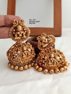 Temple Jewellery Jhumkas, Jhumkas Gold, Matte Black Accessories, Hair Colour Design, Temple Jewellery Earrings, Model Blouse Designs, Gold Temple Jewellery, Model Blouse, Earring Styles