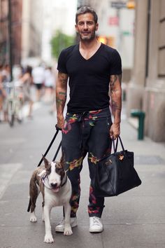 Fashion Designers Famous, English Bull Terriers, English Bull, Famous Fashion, Men Street, Sweat Pants, City Style, Men Looks, Mode Inspiration