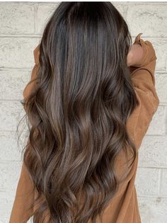 Balayage Chocolate Claro, Espresso Balayage, Party Tips And Tricks, Hair Color Ideas For Brunettes Balayage, Brown Hair Inspiration, Hosting A Party, Dark Brunette Hair, Memories With Friends