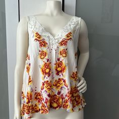 Free People Floral Top -Brand New With Tags -Alittle Wrinkled From Being In My Draw -Size Small Yellow Sleeveless Top With Lace Trim, Yellow Lace Trim Sleeveless Top, Casual Yellow Tops With Lace Trim, Free People Tops, Yellow White, Top Brands, Free People, Floral Tops, Brand New