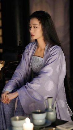 Ancient Asian Aesthetic, Purple Hanfu, Classy Pictures, Hanfu Aesthetic, Chinese Story, Purple Kimono, Chinese Picture, Hanfu Girl