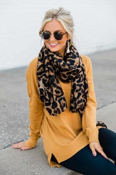 Animal Print Scarf Outfit, Leopard Print Outfits, Animal Print Outfits, Leopard Scarf, Over 60 Fashion, Animal Print Scarf, Leopard Print Scarf, Animal Print Fashion