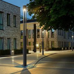 Waterproof LED High Pole Post Light Landscape Decorative Lighting for Outdoor - Dazuma Outdoor Columns, Column Lights, Column Lighting, Garden Light, Pathway Lighting, Led Outdoor Lighting, Street Lamp, Patio Lighting, Mode Design