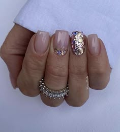 Accent Sparkle Nails, Glitter Short Nails, Nail Art Paillette, Hello Nails, Her Nails, Nails Only, Pretty Nail Art, Neutral Nails, Dipped Nails