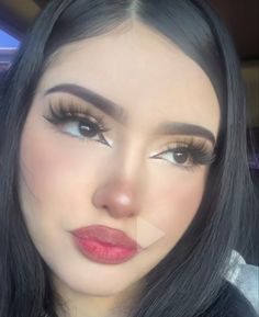 Pretty Girl Makeup Looks, Makeup Baddie Girl, Wide Eye Makeup, Maquillaje Baddie Girl, Baddie Makeup Aesthetic, Baddy Makeup, Makeup Ideas Baddie, Makeup Buchifresa, Barbie Makeup Ideas