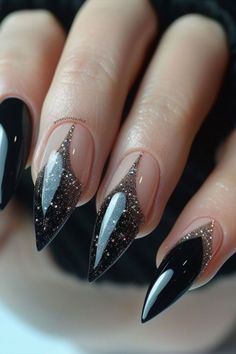 French Manicure Long Nails, Glamorous Nails, Black Nail Designs, Black Nail, Funky Nails