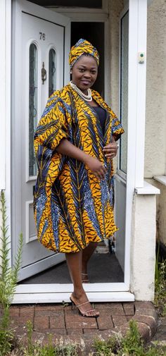 This listing is for wholesale ladies Ankara/African print ladies oversized kimono jacket with free headwraps. It's loose fit and perfect for all seasons. Makes perfect xmas gift for family and friends. You can also resell.  Minimum buy is 10 pieces (might consider lower quantity). Kindly send a message to show your interest and different designs of African print would be sent to you before production.  One size fits all 100% cotton Handmade Unlined Versatile Free Headwrap - 72'' by 22'' Style wi Ankara Suits For Ladies, Ankara Suit, Oversized Kimono, African Inspired Clothing, Kimono Jacket, African Inspired, Gift For Family, African Clothing, Adult Costumes