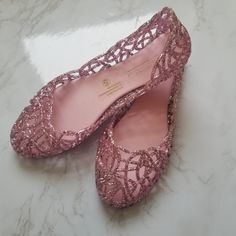 Trendsup Collection Nwot Size 5 Pink Jelly Shoes W/ Encapsulated Glitter Nostalgic, Unique And Comfortable Man Made Materials Pink Flats With Flat Heel For Party, Pink Flat Heel Flats For Party, Quinceanera Dresses Pink, Shoes Pink, Jelly Shoes, Dresses Pink, Disney Merchandise, Quinceanera Dresses, Quinceanera