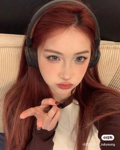 Warm Tone Red Hair, Intense Auburn Hair Color, Korean Ginger Hair, Red Hair Asian Girl, Red Hair Cool Skin Tone, Red Hair Asian, Red Hair Korean, Tone Orange Hair