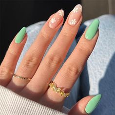 Mint Green Nails, Mint Nails, Green Nail Art, Green Nail Designs, Cute Summer Nails, Stick On Nails, Nail Designs Spring, Floral Nails