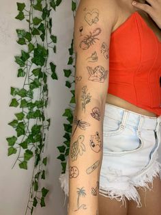 Doodle Sleeve Tattoo Women, Pele Tattoo, Octopus Tattoo Sleeve, Left Arm Tattoos, Around Arm Tattoo, Funky Tattoos, Petite Tattoos, Getting A Tattoo, Cute Little Tattoos