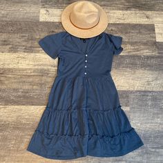 Cornflower Dusty Blue Derek Heart Dress. Nwot. Excellent Condition. Super Cute To Pair With Sandals And Hat For Spring /Summer ! Casual Blue Short Sleeve Sundress, Blue Short Sleeve Sundress For Day Out, Blue Tiered Summer Midi Dress, Dusty Blue Dress, Heart Dresses, Heart Dress, Dusty Blue, Blue Dress, Blue Dresses