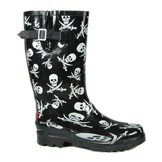 Chooka Boots Pirate Rainboots Chooka Boots, Skull Shoes, Gothic Boots, Skull Clothing, Black Skull, Black Skulls, Funky Fashion, Shoe Closet