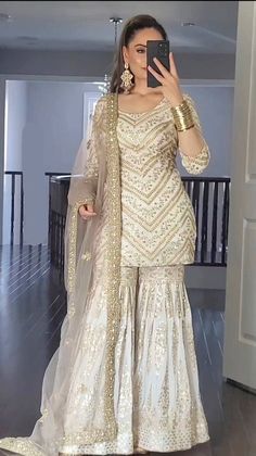 #eBay #eBayStore #eBaySeller #Pakistani #SkyviewFashion #White #India #HeavyFauxGeorgette #Women #BOLLYWOOD #WEDDING #PARTYWEAR #DRESS https://www.ebay.com/str/skyviewfashion White Sharara, Sharara Designs, Desi Dress, Pani Puri, Pakistani Fancy Dresses, Traditional Indian Outfits, Simple Pakistani Dresses