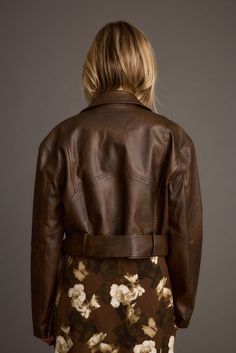 Some things come and go but a leather moto jacket is foreverrrr. This mocha brown vegan leather jacket is perfectly cropped with a detachable belt with pockets to the side. Whether you’re grabbing coffee with your bestie or going out, throw the Robbie Mocha Leather Moto Jackets over jeans or dresses for an effortless cool girl look. Belt With Pockets, Fall Bottoms, Party Bottoms, Denim And Diamonds, Concert Dresses, Bridal Tops, Fall Wedding Guest Dress, Nyc Shopping, Top Wedding Dresses