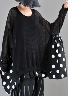 Loose Black O-Neck Dot Print Patchwork Knit Cotton Top Long SleeveFabric: CottonSize & Fit: Fit: This garment fits true to size.Length: Size 5XL measures 25.35"from shoulder to hemBust: Great for any cup size. Waist: Loose Fit. Comfortable room throughout midsection.Hip: Loose Fit - room for hips. Hand Wash Cold. Black Patchwork Sweater For Spring, Patchwork Knit, Modern Tops, Hipster Outfits, Polka Dot Shirt, Oversized Dress, Black Tunic, Comfortable Room, Women Long Sleeve Tops