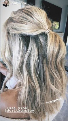 Baylage Hair, Gorgeous Hair Color, Platinum Blonde Hair, Cool Hair Color, Platinum Blonde, Hair Dos, Gorgeous Hair, Pretty Hairstyles, Cut And Style