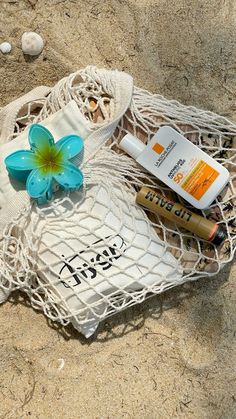 Summer Bucket Lists, Summer Bucket, Beach Poses, La Roche Posay, Summer Vibes, Bucket List, Makeup, Pins, Quick Saves