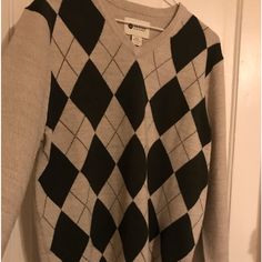 New Without Tag, Men’s Knit Sweater, Designed By : Haggar Clothing Collection . Great Condition Clean And Smoked Free. Brand New! Size: M/M Mens Knit Sweater, Grandpa Sweater, Sweater Men, Argyle Sweater, Men's Knit, Blue Gray, Aesthetic Clothes, Knit Sweater, Blue Grey