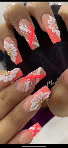 Multiple Color Nail Designs, Fancy Nail Designs For Short Nails, Summer Gel Nails Squoval, Coffin Nails Designs Summer 2024, Flower Design For Nails, Carribean Vacation Nails, Ombre Nail Designs 2024, Pretty Coffin Nail Designs, Nail Designs With Roses