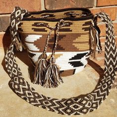 Brown Wayuu Bag / Mochila Bag. These Are Middle Sized Bags. 100% Cotton Authentic From The Wayuu Tribe In Colombia. Beautiful Bags! Perfect For Night Out Or Festivals, Definitely Eye Catching. Boho Style Bag, Mochila Bag, Crossover Bags, Wayuu Bag, Tassel Bag, Boho Bag, Beautiful Bags, Handmade Bags, Purses Crossbody