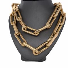 𝓦𝓮𝓵𝓬𝓸𝓶𝓮 𝓽𝓸 𝓛𝓲𝓸𝓷𝓱𝓮𝓪𝓻𝓽 𝓳𝓮𝔀𝓮𝓵𝓻𝔂 𝓢𝓱𝓸𝓹 ♥ Fabulous Chunky Statement Chain crafted in 14K Italian Gold in high polished links. This chain is a true statement necklace. The beautiful jumbo sized links makes it unique and chic and ready to dress up any layer of chains or wear on its own as a true statement piece. This is not an in stock item and is made to order per the length you choose in the drop box. If you need a rush order kindly send us a message prior to purchasing. P Hearts Girl, Drop Box, Photo Bracelet, Beautiful Packaging, Link Chain, Chain Bracelet, Chains Necklace, Jewelry Shop, Beautiful Jewelry