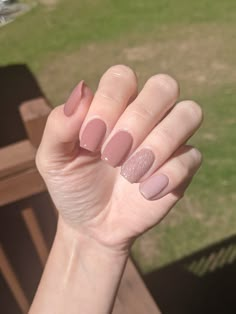 Elegant Touch Nails, Unghie Nail Art, Subtle Nails, Beauty Nails Design, Simple Gel Nails, Minimal Nails, Work Nails