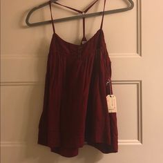 New With Tags Casual Burgundy Tops For Day Out, Chic Burgundy Tops For Summer, Chic Burgundy Summer Tops, Barbies Closet, Country Style Outfits, Red Tank Top, Boho Clothes, Linen Tank Top, Linen Tank