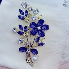 New Gold Plated #39 Vintage Gold Brooch, Bouquet Brooch, Trifari Brooch, Cosplay Jewelry, Vintage Rhinestone Brooch, Brooch Bouquets, Purple Rhinestone, Earring Tree, Crystal Brooch