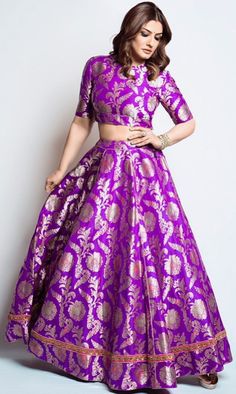 Indian Wedding Dress Bridal Lehenga, Designer Lehnga Choli, Pakistani Lehenga, Lehnga Dress, Lehenga Blouse Designs, Half Saree Designs, Red Lehenga