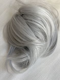 Fall hair colors of gray hair 2023 Grey Hair Color Silver, Grey Hair Pieces, Bun Hair Piece, Bun Styles, Hair Color Shades, Messy Bun Hairstyles, Silver Grey Hair, Dirty Blonde, Fall Hair Color