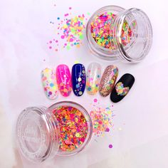 Colorful Rainbow Celebration Confetti Glitter Mix is a fun mixture of different sized hex and thin bar glitter pieces. This rainbow colored glitter mix is perfect as an accent for bright summer nails! It can be used with nail polish, gel or acrylic.Colors include: Yellow, orange, green, blue, pink, coral, purple.Size: Mixture of 1mm, 2mm, 3mm hex & 0.5mm x 3mm thin bar glitters. Glitter comes in a 10 gram jar. Please note that these glitter are NOT solvent resistant, and are not suitable for mak Sugar Effect, Confetti Nails, Bright Summer Nails, Glitter Dust, Diy Nail Designs, Rainbow Glitter, Neon Nails, Glitter Nail Art, Colorful Rainbow