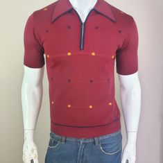 Vintage 1960s 70s Textured Shirt Woven Red Italy Polo Leonardo Strassi Mens Size Small Measurements (Laying Flat): Length: 27" (Top To Bottom) Chest: 19" (Armpit To Armpit) Shoulders: 16" Sleeves: 5.5" (Pit To Cuffs) Conditon Is New And Was Never Worn. It Is Flawless And Sewn To Perfection. Please Review The Photos. Red Short Sleeve Top With Retro Print, Red Retro Print Short Sleeve Top, Red Collared Top With Retro Print, 1970s Fitted Short Sleeve Tops, Retro Fitted Red Shirt, Fitted Retro Red Shirt, Retro Red Fitted Shirt, Retro Fitted Collared Top, Fitted Retro Collared Top