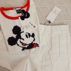 Purchased Directly From Zara. 100% Genuine Zara. Round Neck T-Shirt With Short Sleeves. Front Mickey Mouse Disney Embroidery Detail. Color: Ecru Composition 100% Cotton Sold Out Store And Online Box #10 Disney Embroidery, Disney T Shirt, Disney T, Disney Tshirts, Zara White, Embroidery Details, Zara Tops, Neck T Shirt, Round Neck