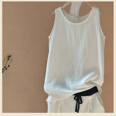 O Neck Cotton Linen Sleeveless Loose Casual Camisole Top White Blouse Top, Navy Blue Top, Linen Casual, Sleeveless Tee, Yellow Blouse, Bottoming Shirt, Womens Tops Summer, Vest White, Cotton Blouse