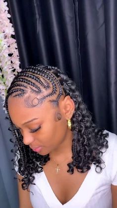 Cornrow Braids Ideas For Black Women, Creative Braided Hairstyles For Black Women, Short Side Braid Hairstyles, Cornrows Braids Side Part, One Sided Braided Hairstyles, Hairstyles For Christmas Black Women Braids, Quick Cute Braids For Black Women, Curly Weave Styles For Black Women, Braids For The Summer Black Women