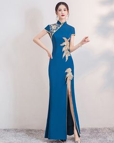 long-high-slit-qipao-dress (9) Qipao Outfit, Chinese Dress Modern, Red Chinese Dress, Performance Clothes, Traditional Asian Dress, Modern Qipao, Female Celebrity Fashion, Dress Modern, Qipao Dress