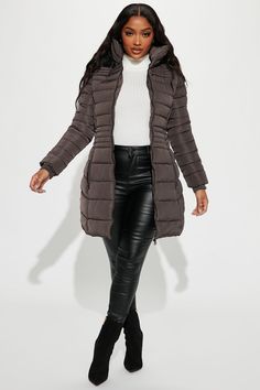 Cute Fall Jackets, Marilyn Melo, Stylish Winter Coats, Active Wear Dresses, Puffer Coats, Long Puffer Coat, Plus Size Winter, Long Puffer, Activewear Fashion