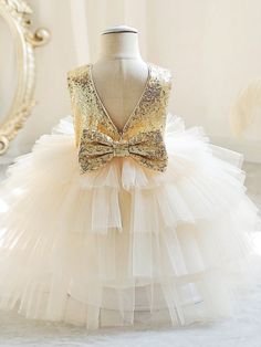 Young Girl's Sequin Bow Decor Tulle Princess Party Dress, Suitable For Birthday Gift, Banquet, Makeup, Ball, Party, Holiday Celebration Champagne Party  Sleeveless Fabric Colorblock,Plain,All Over Print Fit and Flare Non-Stretch All Young Girls Clothing, size features are:Bust: ,Length: ,Sleeve Length: Holiday Princess Tutu Dress For Dress-up, Holiday Princess Ball Gown For Fancy Dress, Princess Ball Gown For Holiday Fancy Dress, Princess Tulle Holiday Dress For Christmas, Holiday Princess Dress For Fancy Dress, Princess Style Tulle Holiday Dress For Christmas, White Sleeveless Princess Dress For Christmas, Holiday Princess Dress With Ruffles For Dress-up, Holiday Tulle Dress With Ruffles