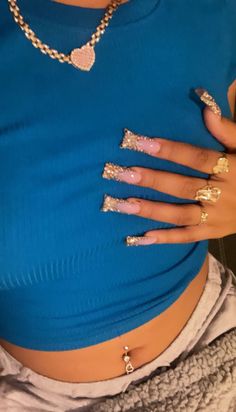 Gold Girly Jewelry, Gold Nails Aesthetic, Aries Nail Designs, Duck Nails, Drip Nails, Colored Acrylic Nails, Dope Nail Designs, Exotic Nails, Long Acrylic Nails Coffin